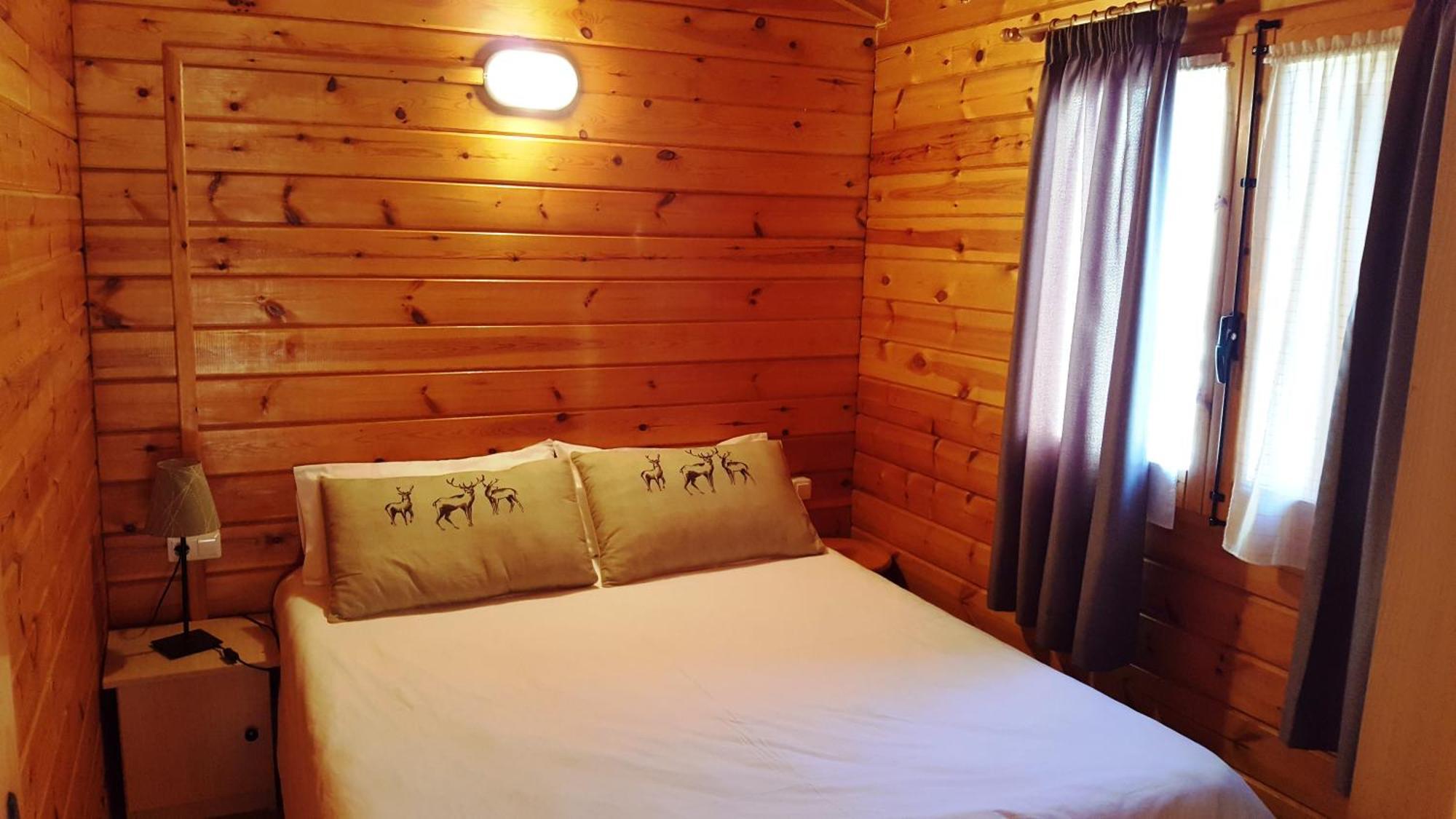 Bungalows Nou Camping La Guingueta D'Aneu Ngoại thất bức ảnh