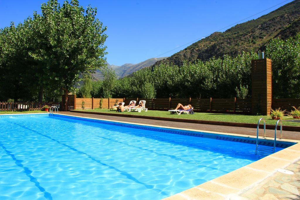 Bungalows Nou Camping La Guingueta D'Aneu Ngoại thất bức ảnh