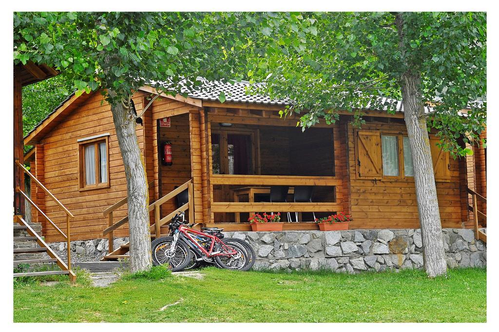 Bungalows Nou Camping La Guingueta D'Aneu Phòng bức ảnh