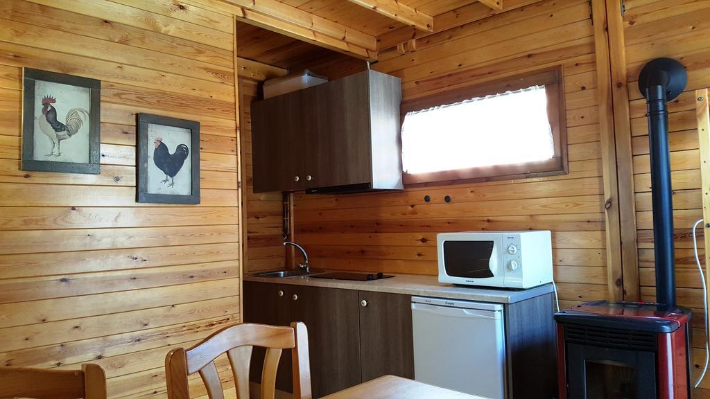 Bungalows Nou Camping La Guingueta D'Aneu Ngoại thất bức ảnh